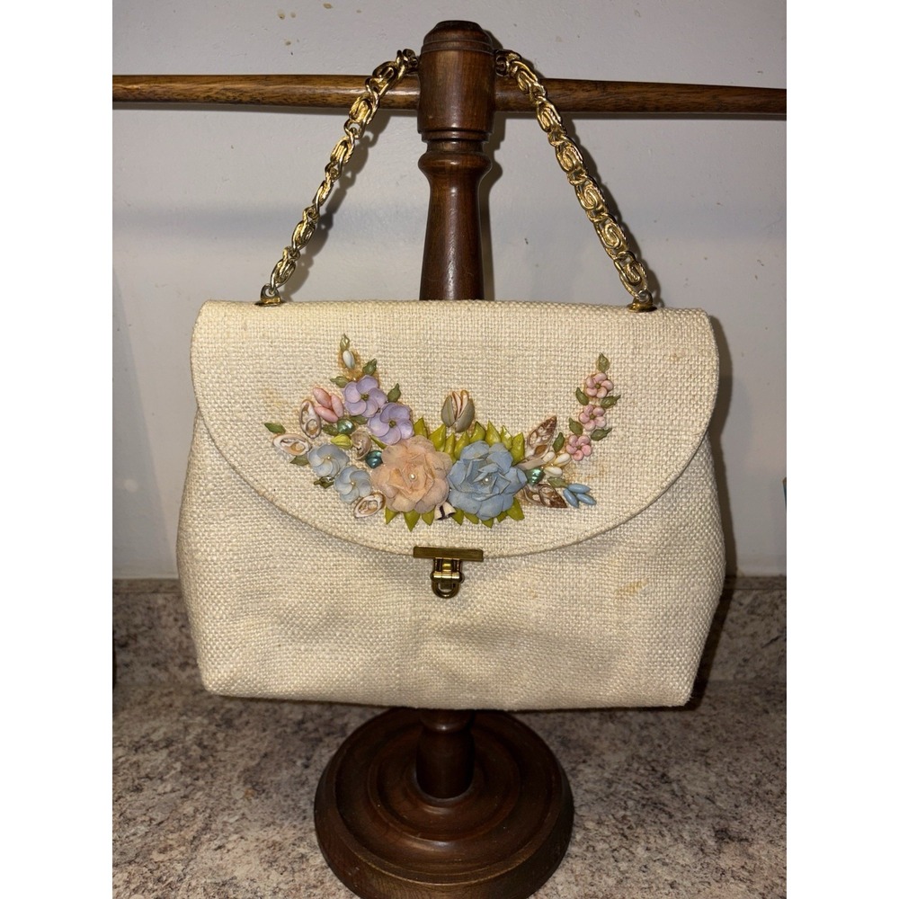 Vintage‎ Handbag Gold Chain Twist Lock Shells And Flowers 1960's 9" X 8" Linen